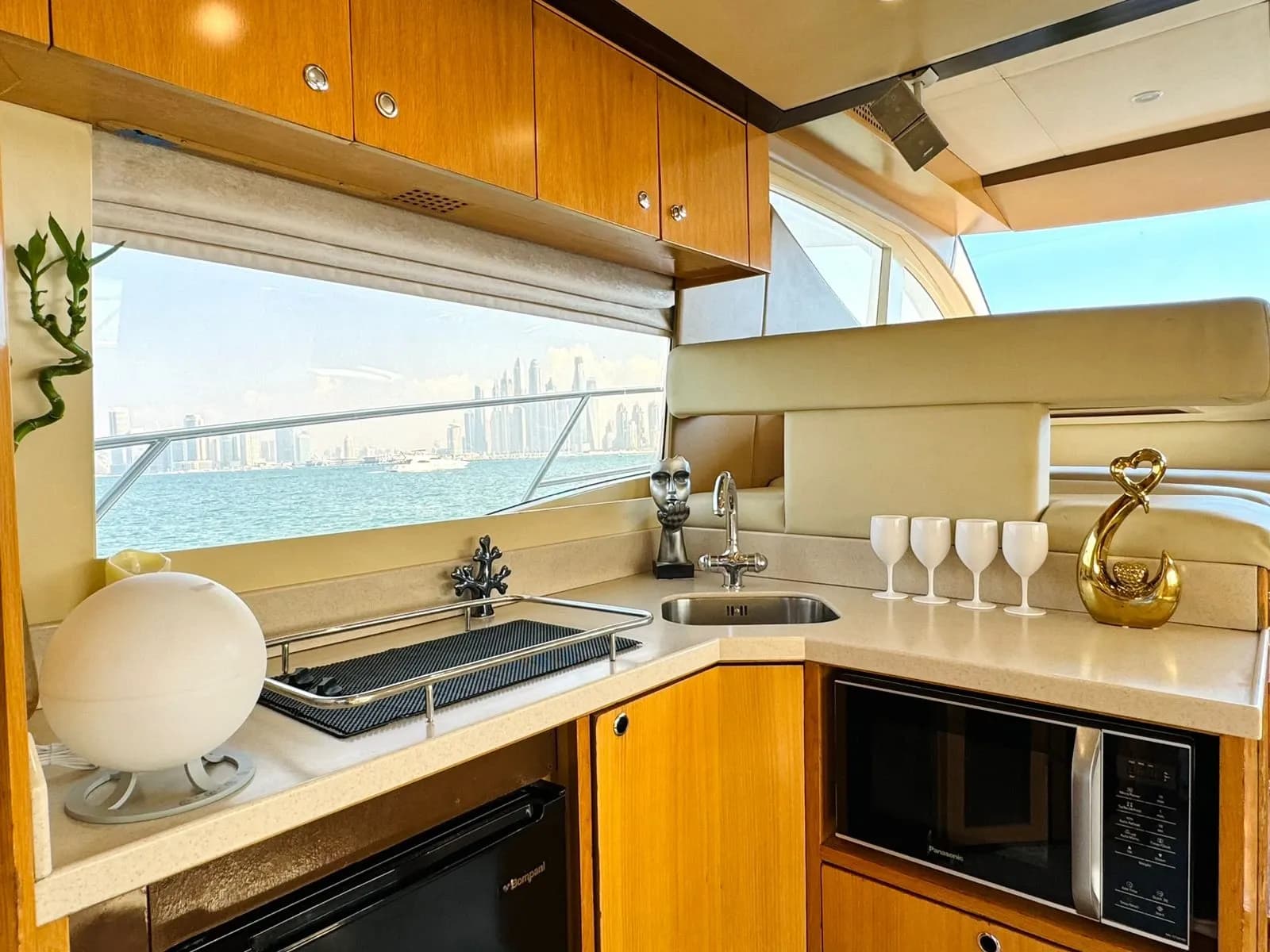 Majesty 46ft