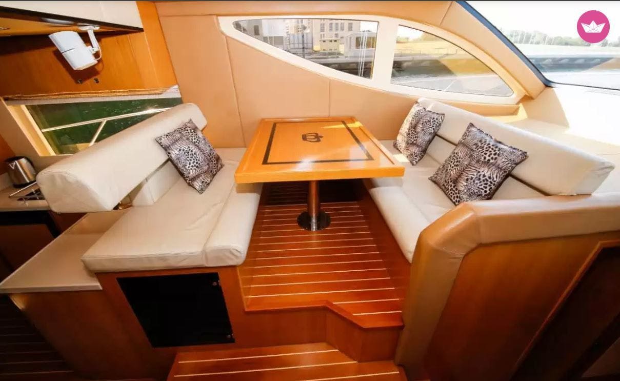 Majesty 48 ft Exclusive Luxury Yacht