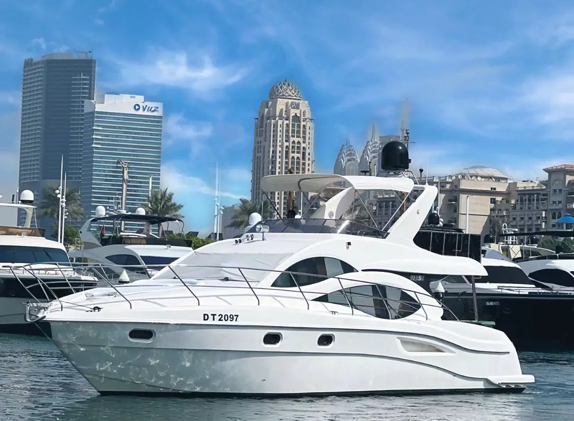 Majesty 52ft