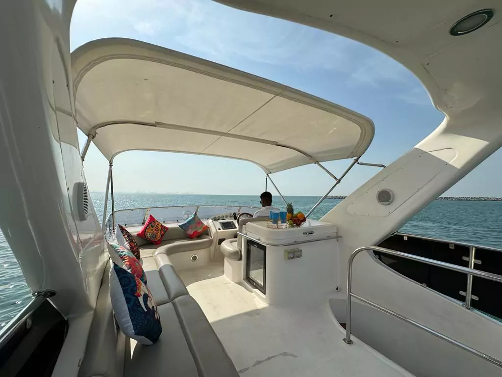 Majesty 52ft