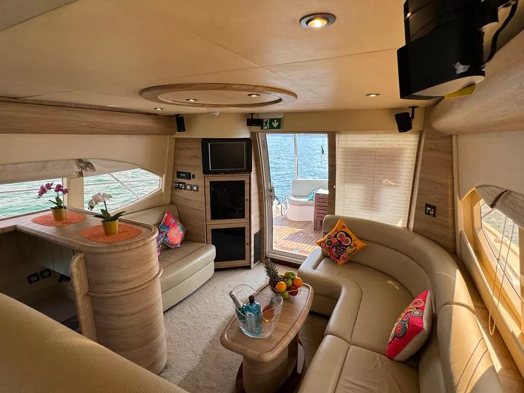 Majesty 52ft